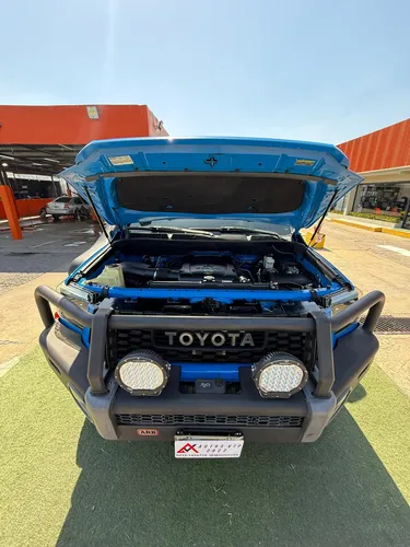Toyota Tundra 2019 Azul Lechería
