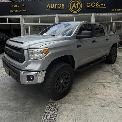 Toyota Tundra TRD 4X4 2017 Gris Caracas