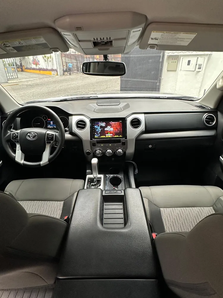Toyota Tundra TRD 4X4 2017 Gris Caracas