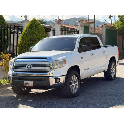Toyota Tundra 2015 Blanco Caracas