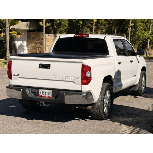 Toyota Tundra 2015 Blanco Caracas