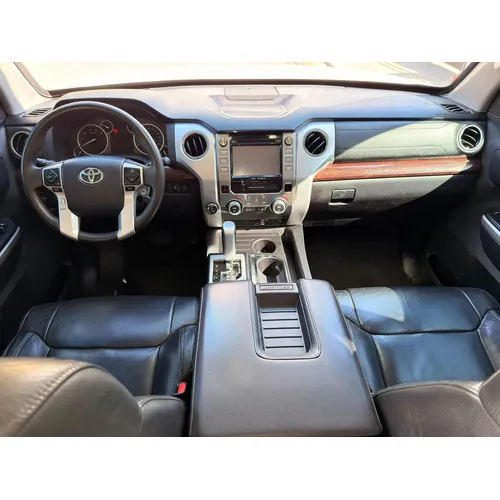 Toyota Tundra 2015 Blanco Caracas