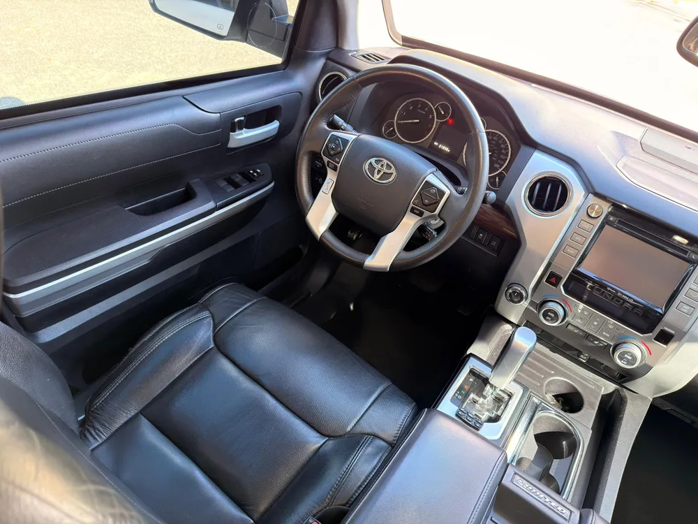 Toyota Tundra 2015 Blanco Caracas