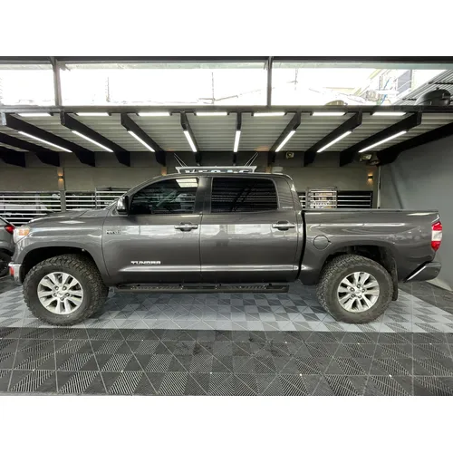 Toyota Tundra Limited 2016 Gris Barquisimeto