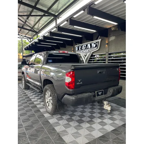Toyota Tundra Limited 2016 Gris Barquisimeto