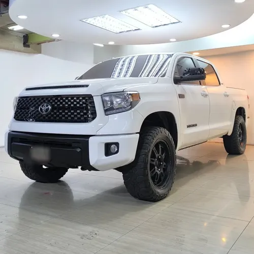 Toyota Tundra SR5 2015 Blanco Caracas