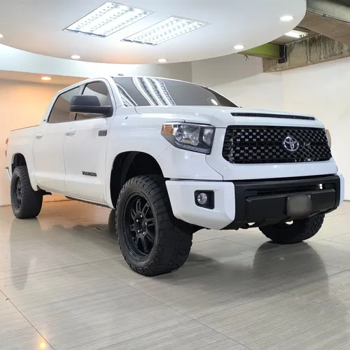 Toyota Tundra SR5 2015 Blanco Caracas