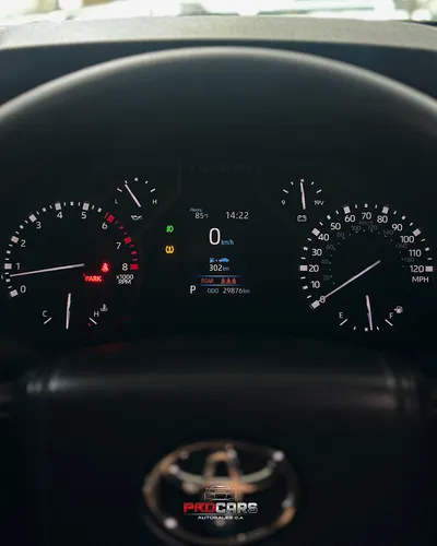 Toyota Tundra SR5 2022 Plateado Caracas