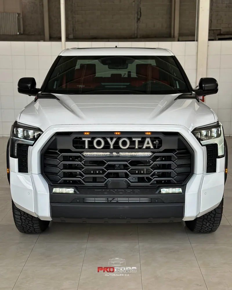 Toyota Tundra TRD PRO 2026 Blanco Caracas