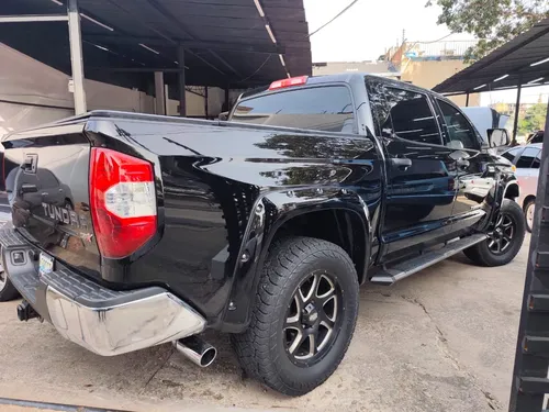 Toyota Tundra 2017 Negro Valencia