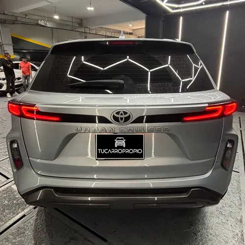 Toyota Urban Cruiser 2024 Plateado Caracas
