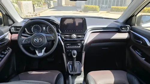 Toyota Urban Cruiser 2025 Blanco Maneiro