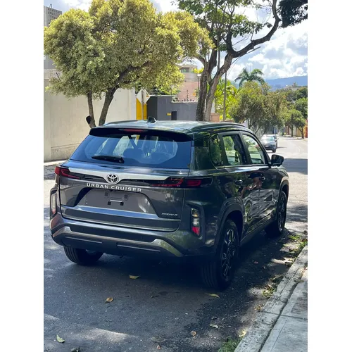 Toyota Urban Cruiser 2025 Gris Caracas