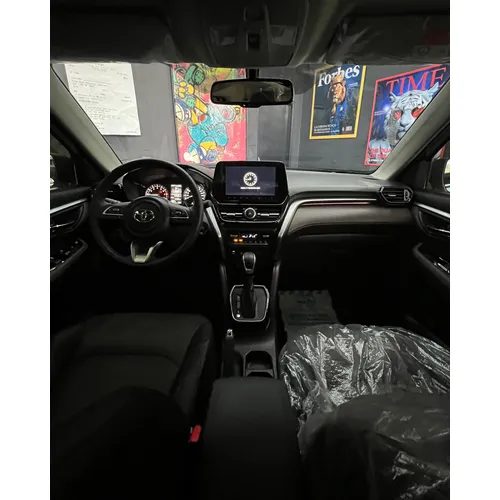 Toyota Urban Cruiser 2025 Plateado Caracas