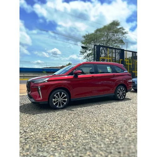 Toyota Veloz 2024 Rojo Puerto Ordaz