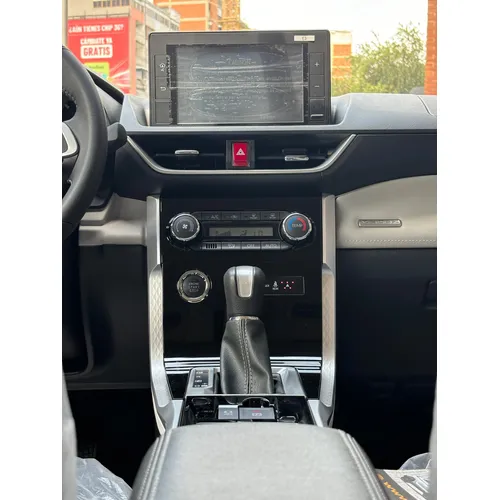 Toyota Veloz 2024 Blanco Caracas