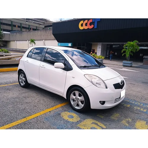 Toyota Yaris 2007 Blanco Caracas