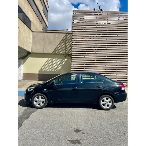 Toyota Yaris Belta 2007 Negro Caracas