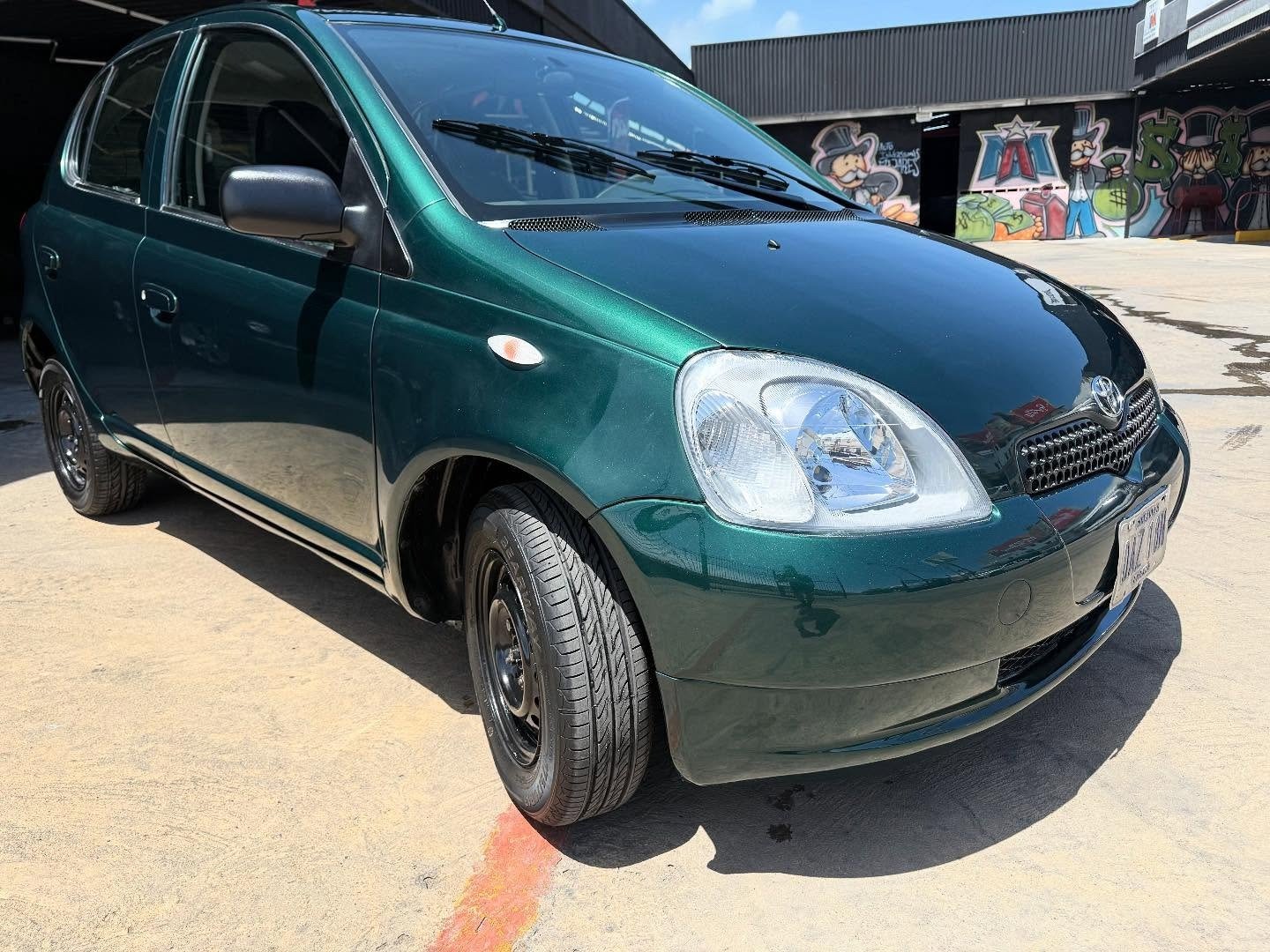 Toyota Yaris 2001 Automático Verde