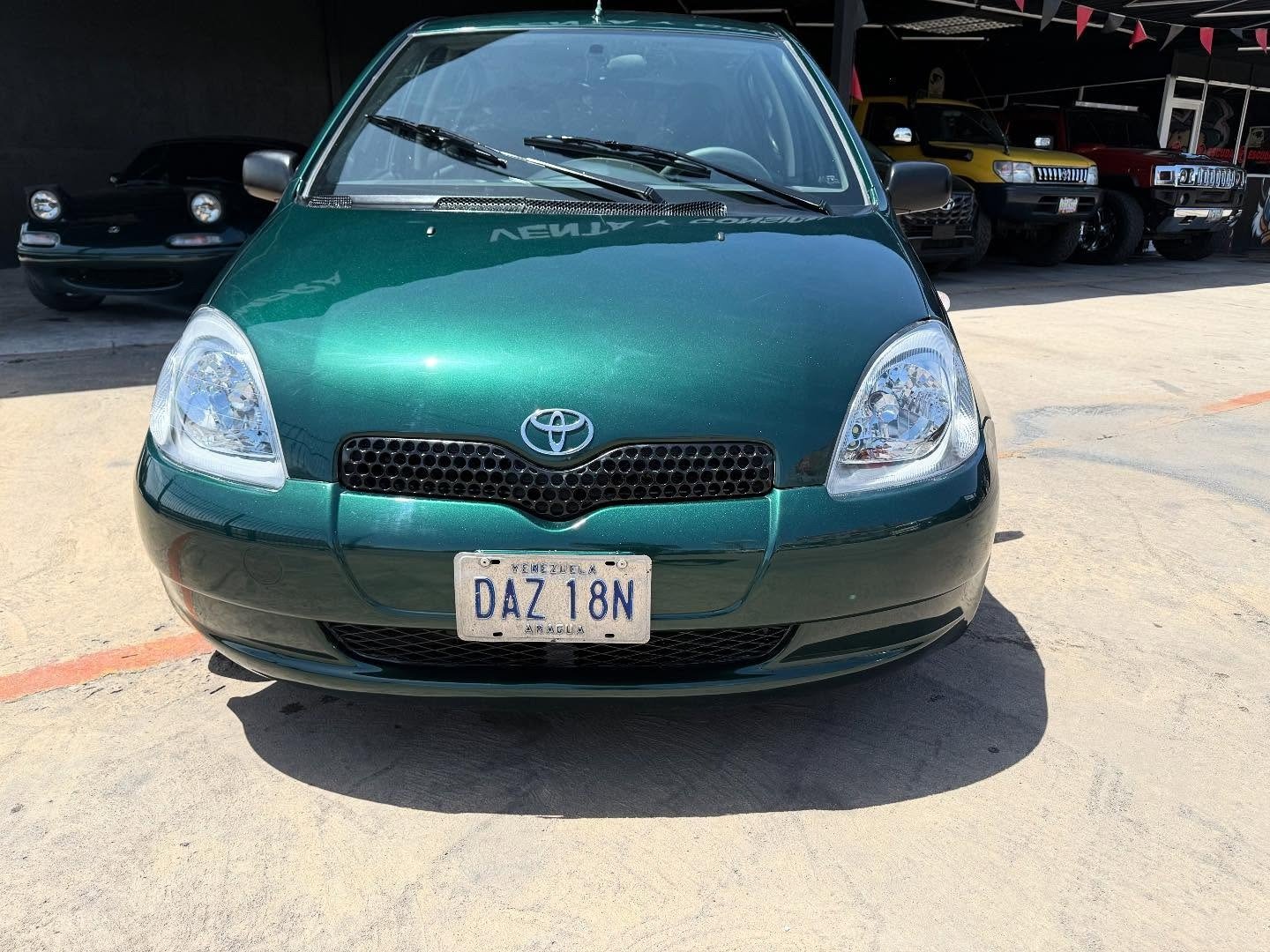 Toyota Yaris 2001 Automático Verde