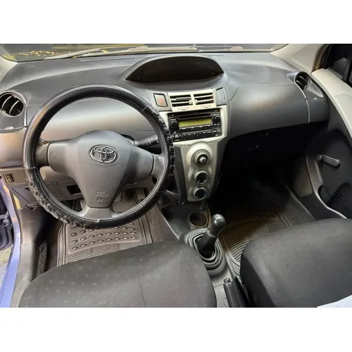 Toyota Yaris 2006 Azul Caracas