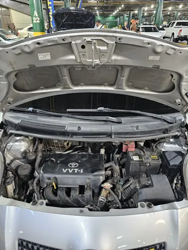 Toyota Yaris 2007 Plateado Caracas