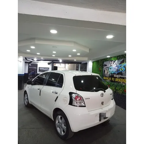 Toyota Yaris 2007 Blanco Caracas