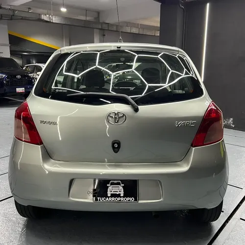 Toyota Yaris 2007 Gris Caracas