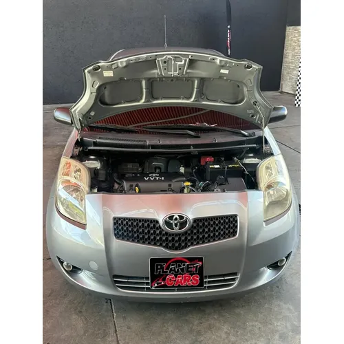Toyota Yaris 2007 Gris Caracas