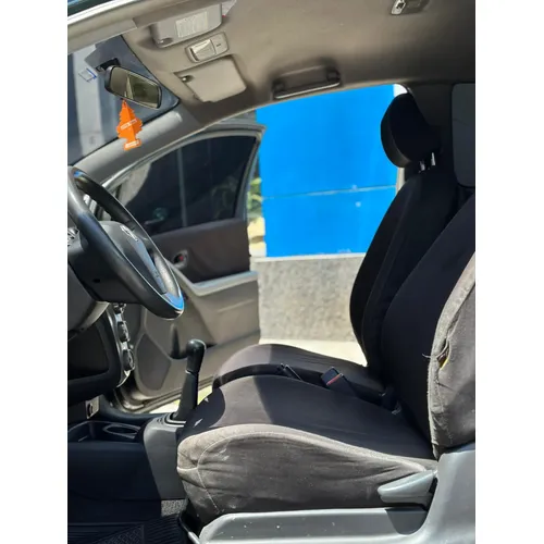 Toyota Yaris 2007 Verde Caracas