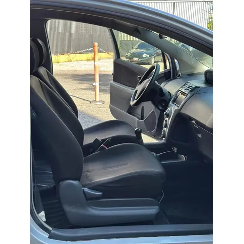 Toyota Yaris 2008 Plateado Caracas