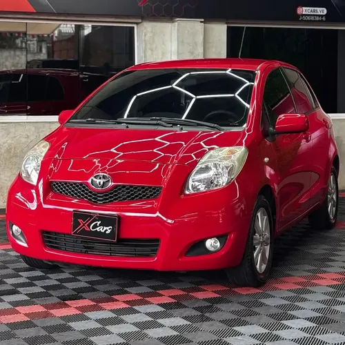 Toyota Yaris 2009 Rojo Caracas