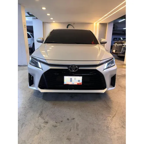 Toyota Yaris 2023 Blanco Caracas