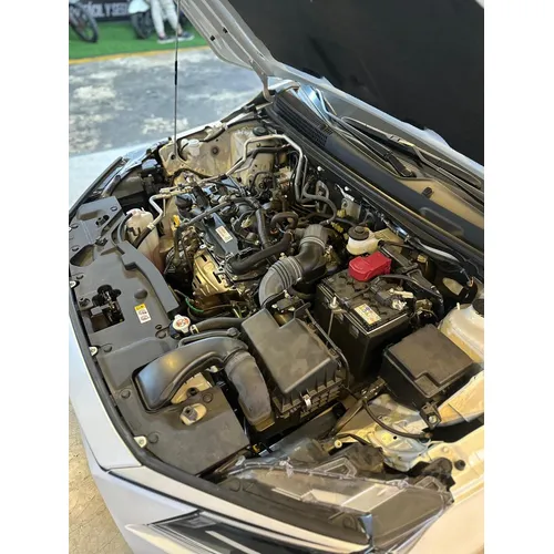 Toyota Yaris 2023 Blanco Caracas