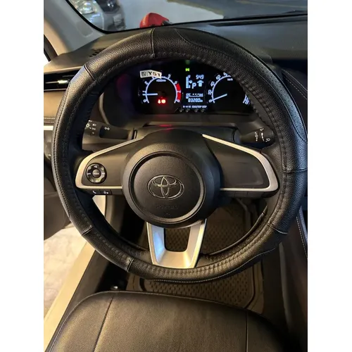 Toyota Yaris 2023 Blanco Caracas