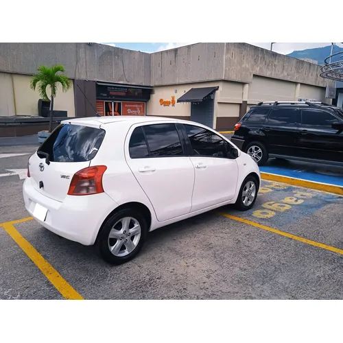 Toyota Yaris 2007 Blanco Caracas