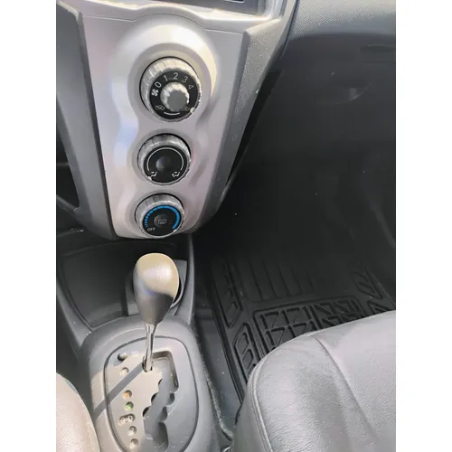 Toyota Yaris 2007 Azul Girardot