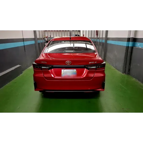 Toyota Yaris 2025 Rojo Caracas