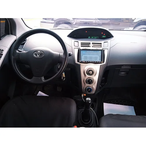 Toyota Yaris 2007 Blanco Caracas