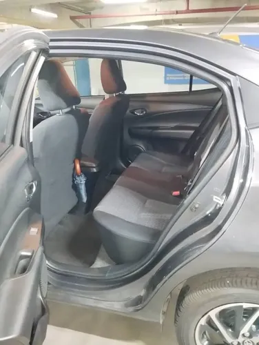Toyota Yaris 2022 Gris Caracas