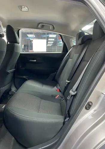 Toyota Yaris 2026 Plateado Caracas