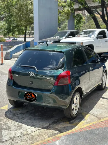 Toyota Yaris 2007 Verde Caracas