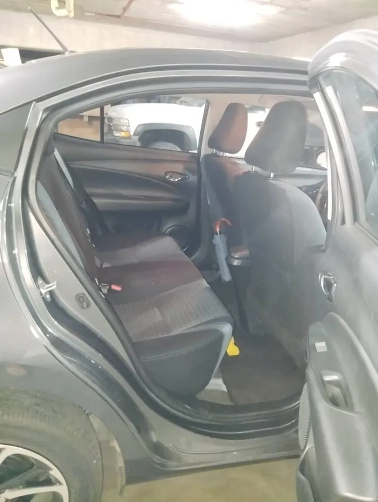 Toyota Yaris 2022 Gris Caracas