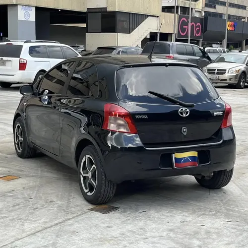 Toyota Yaris 2007 Negro Caracas