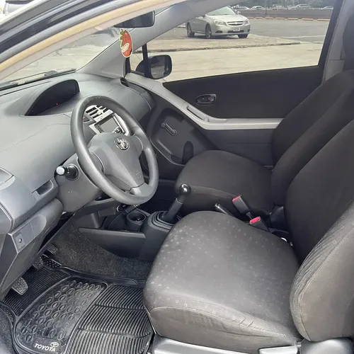 Toyota Yaris 2007 Negro Caracas