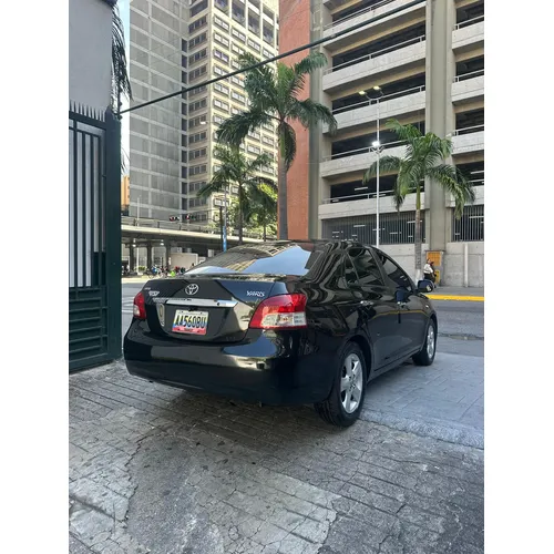 Toyota Yaris Belta 2008 Negro Caracas