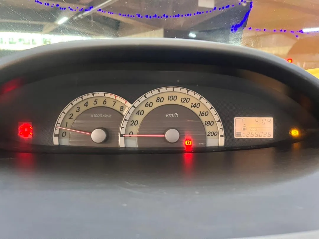 Toyota Yaris Belta 1900 Verde Caracas