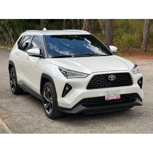 Toyota Yaris Cross 2024 Blanco Caracas