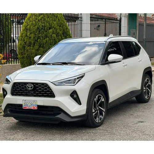 Toyota Yaris Cross 2024 Blanco Caracas