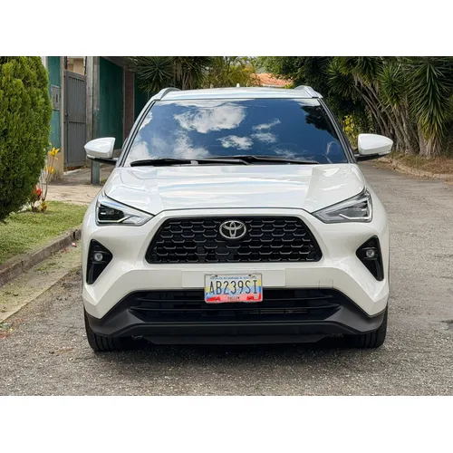 Toyota Yaris Cross 2024 Blanco Caracas